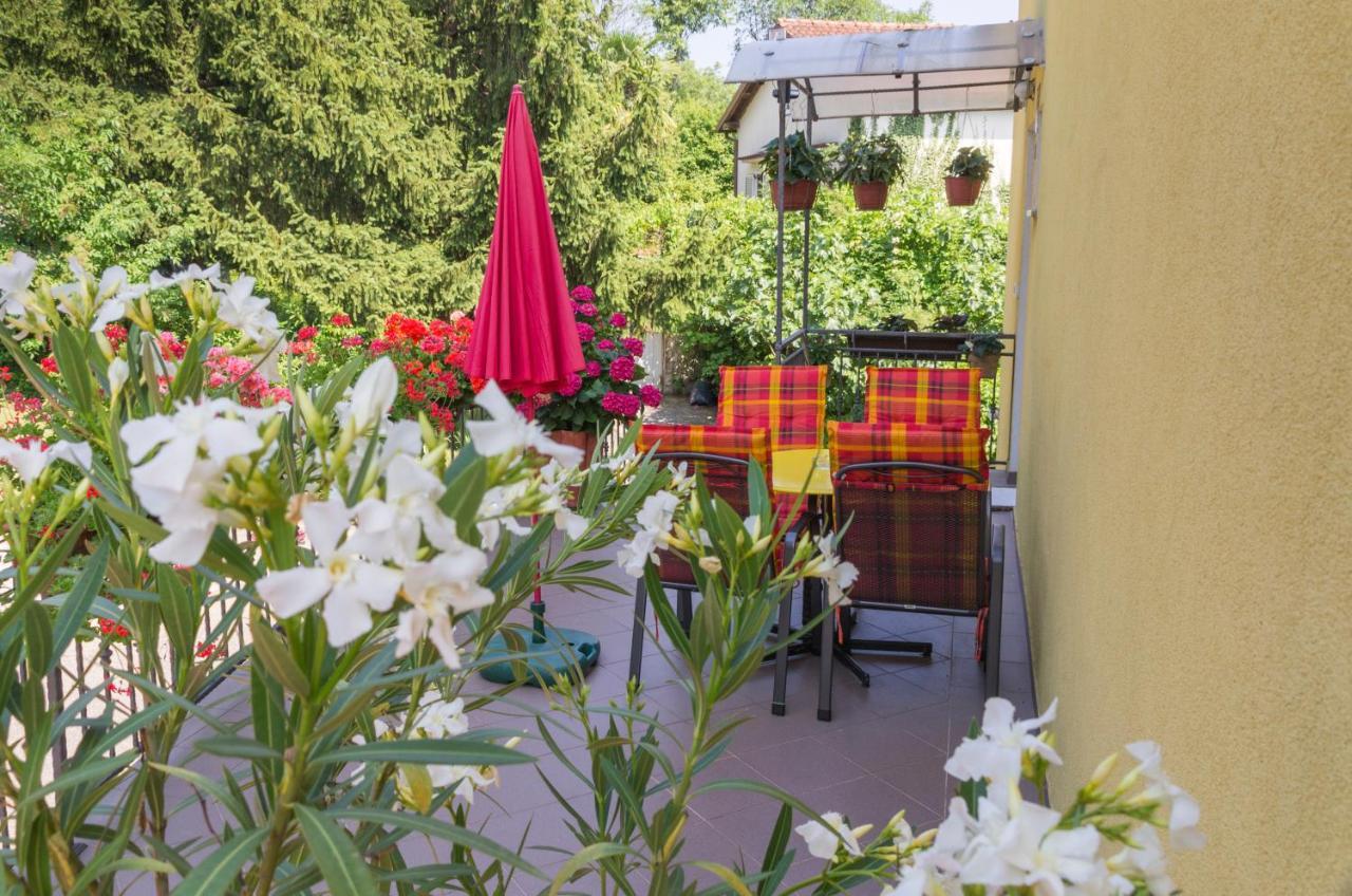 Apartment Матули Екстериор снимка